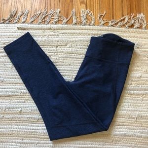 Outdoor voices 3/4 warmup legging